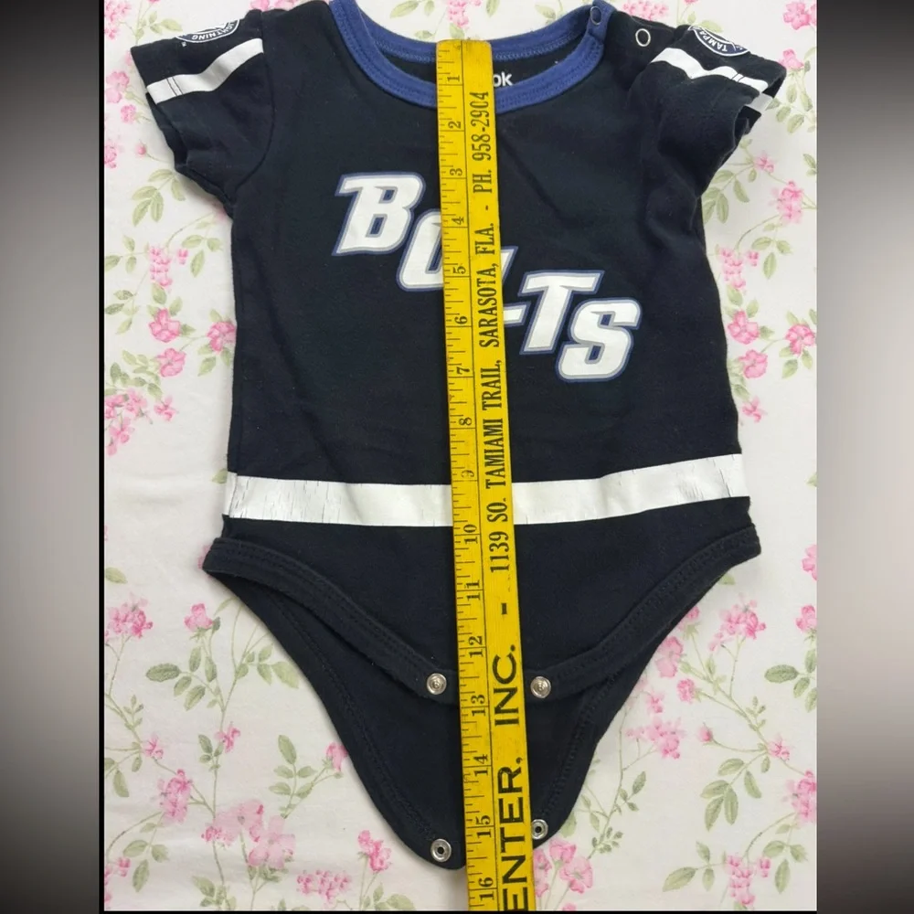 Tampa Bay Lightning Hockey Jersey Bolts‎ Infant Onesie 6-9 Months